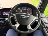 USED 2016 66 MAN TGL 4.6 7.180 4X2 180 BHP AUTOMATIC 7.5 TONNE BOX VAN WITH TAILLIFT UNDERSLUNG TAILLIFT+