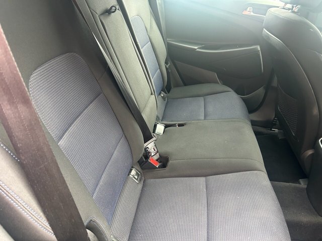 2017 Hyundai Tucson 1.7L CRDI SE Nav Blue Drive 5dr - Photo 9