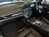 USED 2018 67 BMW 7 SERIES 3.0 730D M SPORT 4d 261 BHP 13 BMW SERVICES + BMW DISPLAY KEY