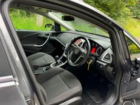 USED 2011 11 VAUXHALL ASTRA 1.7 SRI CDTI 5d 123 BHP 
