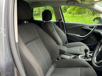 USED 2011 11 VAUXHALL ASTRA 1.7 SRI CDTI 5d 123 BHP 