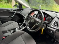 USED 2011 11 VAUXHALL ASTRA 1.7 SRI CDTI 5d 123 BHP 