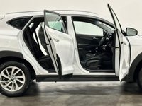 USED 2017 17 HYUNDAI TUCSON 1.7 CRDI SE NAV BLUE DRIVE 5d 114 BHP Navigation / Reverse Camera