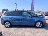 USED 2015 65 CITROEN C4 GRAND PICASSO 1.6 BLUEHDI EXCLUSIVE PLUS 5d 118 BHP MAIN DEALER SERVICE HISTORY* PAN ROOF / WINDSCREEN* 7 SEATS* REVERSING CAMERA* PARKING SENSORS* CRUISE CONTROL* HEATED SEATS* DUAL CLIMATE CONTROL* ELECTRIC BOOT / HANDBRAKE