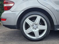USED 2010 60 MERCEDES-BENZ M-CLASS ML350 CDI AMG SPORT 3.0 V6 BLUEEFFICIENCY 5d 231 BHP MERCEDES SPECIALIST
