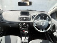 USED 2011 61 RENAULT CLIO 1.6 DYNAMIQUE TOMTOM VVT 5d 111 BHP www.suffolkcarcentre.co.uk - Located at Reydon