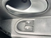 USED 2011 61 RENAULT CLIO 1.6 DYNAMIQUE TOMTOM VVT 5d 111 BHP www.suffolkcarcentre.co.uk - Located at Reydon