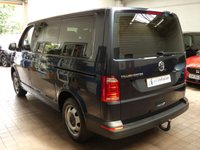 USED 2019 19 VOLKSWAGEN TRANSPORTER SHUTTLE 2.0 T32 TDI SHUTTLE S BMT 5d 101 BHP 8 SEAT BLUETOOTH PARK SENSORS 1 OWNER EXCELLENT SERVICE HISTORY 6 MONTHS GOLD WARRANTY