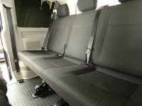 USED 2019 19 VOLKSWAGEN TRANSPORTER SHUTTLE 2.0 T32 TDI SHUTTLE S BMT 5d 101 BHP 8 SEAT BLUETOOTH PARK SENSORS 1 OWNER EXCELLENT SERVICE HISTORY 6 MONTHS GOLD WARRANTY