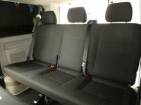 USED 2019 19 VOLKSWAGEN TRANSPORTER SHUTTLE 2.0 T32 TDI SHUTTLE S BMT 5d 101 BHP 8 SEAT BLUETOOTH PARK SENSORS 1 OWNER EXCELLENT SERVICE HISTORY 6 MONTHS GOLD WARRANTY