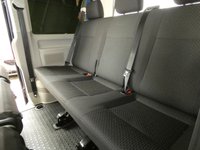 USED 2019 19 VOLKSWAGEN TRANSPORTER SHUTTLE 2.0 T32 TDI SHUTTLE S BMT 5d 101 BHP 8 SEAT BLUETOOTH PARK SENSORS 1 OWNER EXCELLENT SERVICE HISTORY 6 MONTHS GOLD WARRANTY