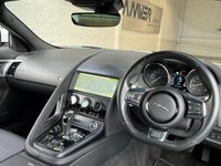 USED 2018 18 JAGUAR F-TYPE 3.0 V6 R-DYNAMIC 2d 375 BHP 