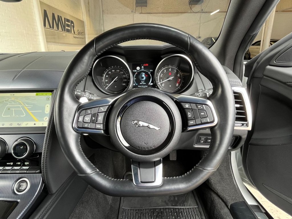 USED 2018 18 JAGUAR F-TYPE 3.0 V6 R-DYNAMIC 2d 375 BHP 