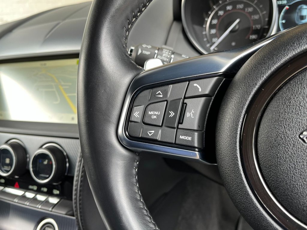 USED 2018 18 JAGUAR F-TYPE 3.0 V6 R-DYNAMIC 2d 375 BHP 