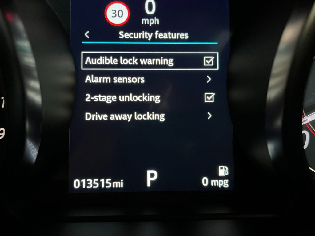 USED 2018 18 JAGUAR F-TYPE 3.0 V6 R-DYNAMIC 2d 375 BHP 