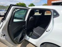 USED 2018 68 RENAULT CLIO 0.9 PLAY TCE 5d 76 BHP Excellent condition
