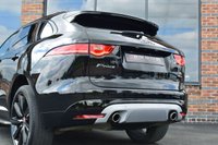 USED 2017 17 JAGUAR F-PACE 3.0 I V6 S AWD 5d 375 BHP SLIDING PAN ROOF / MERIDIAN