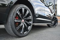 USED 2017 17 JAGUAR F-PACE 3.0 I V6 S AWD 5d 375 BHP SLIDING PAN ROOF / MERIDIAN