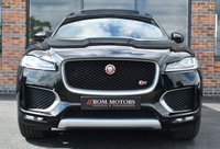 USED 2017 17 JAGUAR F-PACE 3.0 I V6 S AWD 5d 375 BHP SLIDING PAN ROOF / MERIDIAN