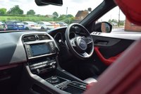 USED 2017 17 JAGUAR F-PACE 3.0 I V6 S AWD 5d 375 BHP SLIDING PAN ROOF / MERIDIAN