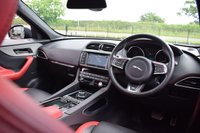 USED 2017 17 JAGUAR F-PACE 3.0 I V6 S AWD 5d 375 BHP SLIDING PAN ROOF / MERIDIAN