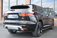 USED 2017 17 JAGUAR F-PACE 3.0 I V6 S AWD 5d 375 BHP SLIDING PAN ROOF / MERIDIAN