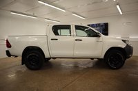 USED 2019 19 TOYOTA HI-LUX 2.4 ACTIVE 4WD D-4D DCB 148 BHP 