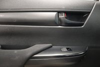 USED 2019 19 TOYOTA HI-LUX 2.4 ACTIVE 4WD D-4D DCB 148 BHP 
