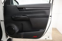 USED 2019 19 TOYOTA HI-LUX 2.4 ACTIVE 4WD D-4D DCB 148 BHP 