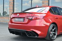 USED 2018 18 ALFA ROMEO GIULIA 2.9 V6 BITURBO QUADRIFOGLIO 4d 503 BHP H&K SOUND / COMPETIZIONE RED