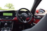 USED 2018 18 ALFA ROMEO GIULIA 2.9 V6 BITURBO QUADRIFOGLIO 4d 503 BHP H&K SOUND / COMPETIZIONE RED