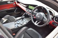 USED 2018 18 ALFA ROMEO GIULIA 2.9 V6 BITURBO QUADRIFOGLIO 4d 503 BHP H&K SOUND / COMPETIZIONE RED