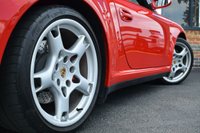 USED 2006 06 PORSCHE 911 3.8 CARRERA 4 S 2d 350 BHP RARE MANUAL / RACE RED / C4S