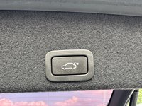 USED 2016 66 VOLVO XC60 2.0 D4 R-DESIGN LUX NAV 5d 188 BHP 