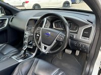 USED 2016 66 VOLVO XC60 2.0 D4 R-DESIGN LUX NAV 5d 188 BHP 