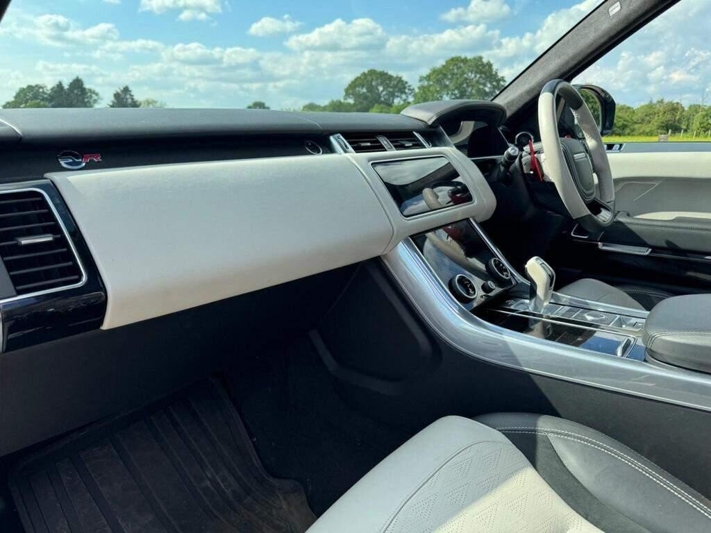 2018 Land Rover Range Rover Sport Svr £38,995