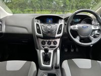 USED 2011 61 FORD FOCUS 1.6 ZETEC 5d 124 BHP ZERO DEPOSIT FINANCE AVAILABLE