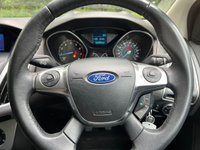 USED 2011 61 FORD FOCUS 1.6 ZETEC 5d 124 BHP ZERO DEPOSIT FINANCE AVAILABLE