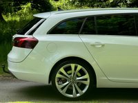 USED 2015 15 VAUXHALL INSIGNIA 2.0 SRI NAV CDTI 5d 160 BHP 