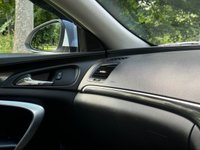USED 2015 15 VAUXHALL INSIGNIA 2.0 SRI NAV CDTI 5d 160 BHP 