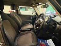 USED 2018 18 MINI HATCH COOPER 1.5 COOPER AUTOMATIC 5 DOOR JCW PACK 134 BHP EURO 6 MASSIVE SPECIFICATION