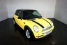 USED 2004 04 MINI HATCH COOPER 1.6 COOPER 3d 114 BHP-2 OWNERS FROM NEW-LIQUID YELLOW WITH A BLACK ROOF-CHILI PACK-CLIMATE CONTROL-SUPERB EXAMPLE WITH LOW MILEAGE 