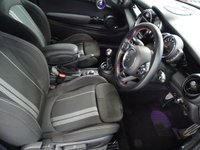 USED 2019 68 MINI HATCH COOPER 2.0 COOPER S SPORT 3d 190 BHP SAT NAV CRUISE JC WORKS BODYKIT SENSORS