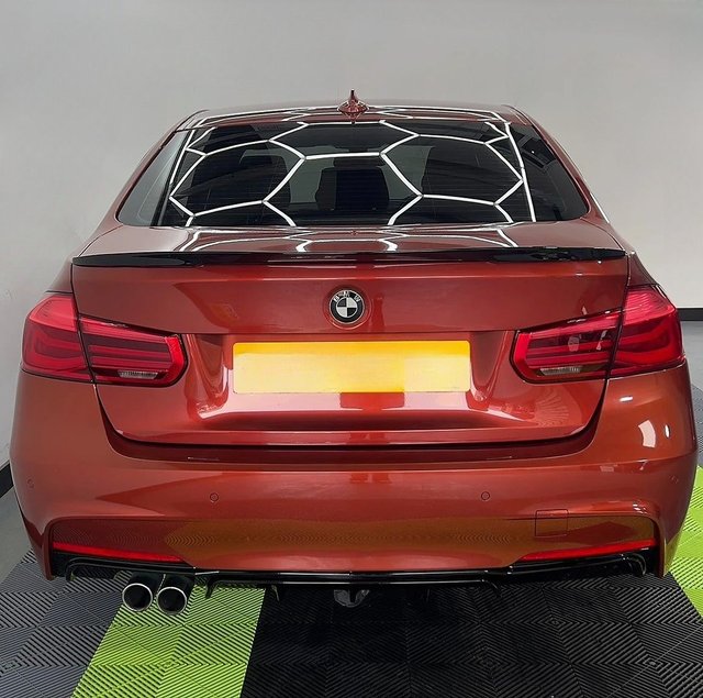 2018 BMW 3 SERIES - Photo 5