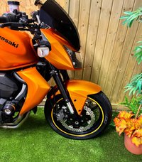 USED 2010 10 KAWASAKI Z750 ZR750 Urban Sports Edition 748cc ZR 750 LAF  Stunning Colour, Great All Rounder, Carbon Aftermarket Exhaust, Bar End Mirrors