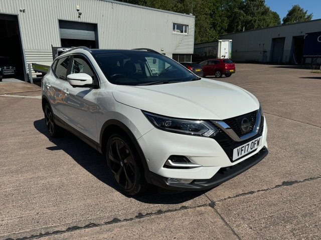 View our NISSAN QASHQAI