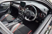 USED 2017 67 MERCEDES-BENZ GLA-CLASS 2.0 AMG GLA 45 4MATIC PREMIUM 5d 375 BHP PAN ROOF / AERO PACK / BUCKETS