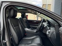 USED 2015 65 JAGUAR XJ 3.0 D V6 PORTFOLIO 4d 296 BHP 