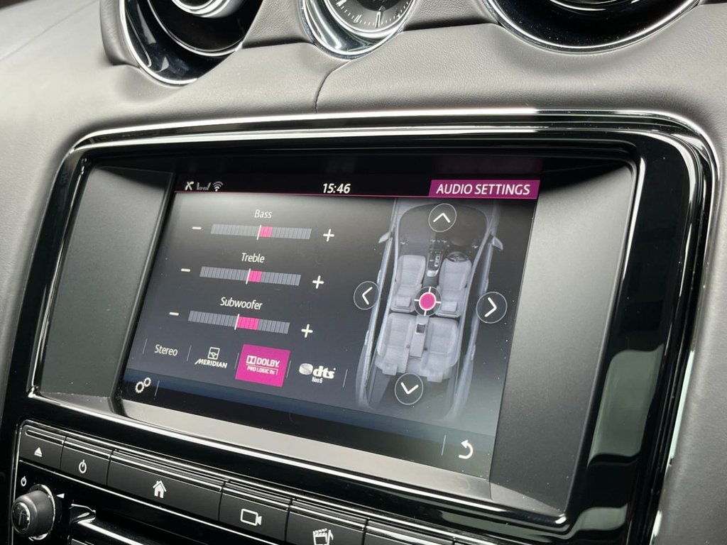USED 2015 65 JAGUAR XJ 3.0 D V6 PORTFOLIO 4d 296 BHP 