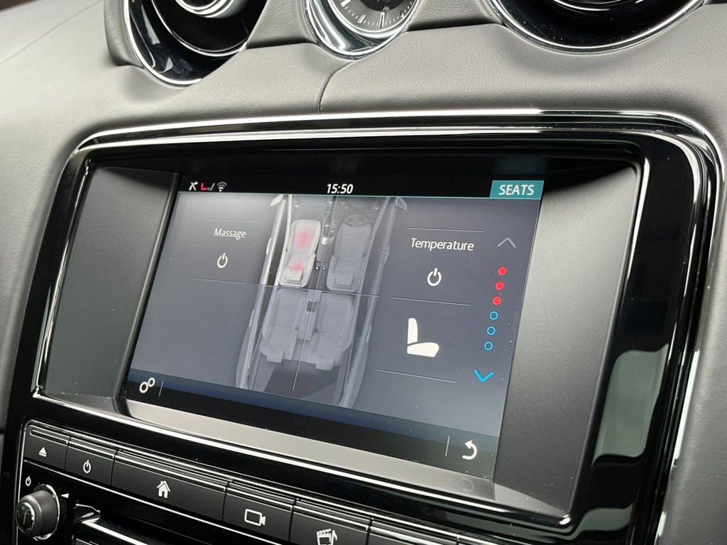 USED 2015 65 JAGUAR XJ 3.0 D V6 PORTFOLIO 4d 296 BHP 